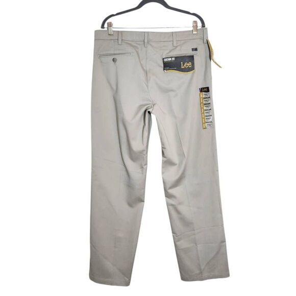 Lee Straight Leg Khaki Pants NWT Size 36 X 34 Lee Khaki Chino Pants - Picture 2 of 11